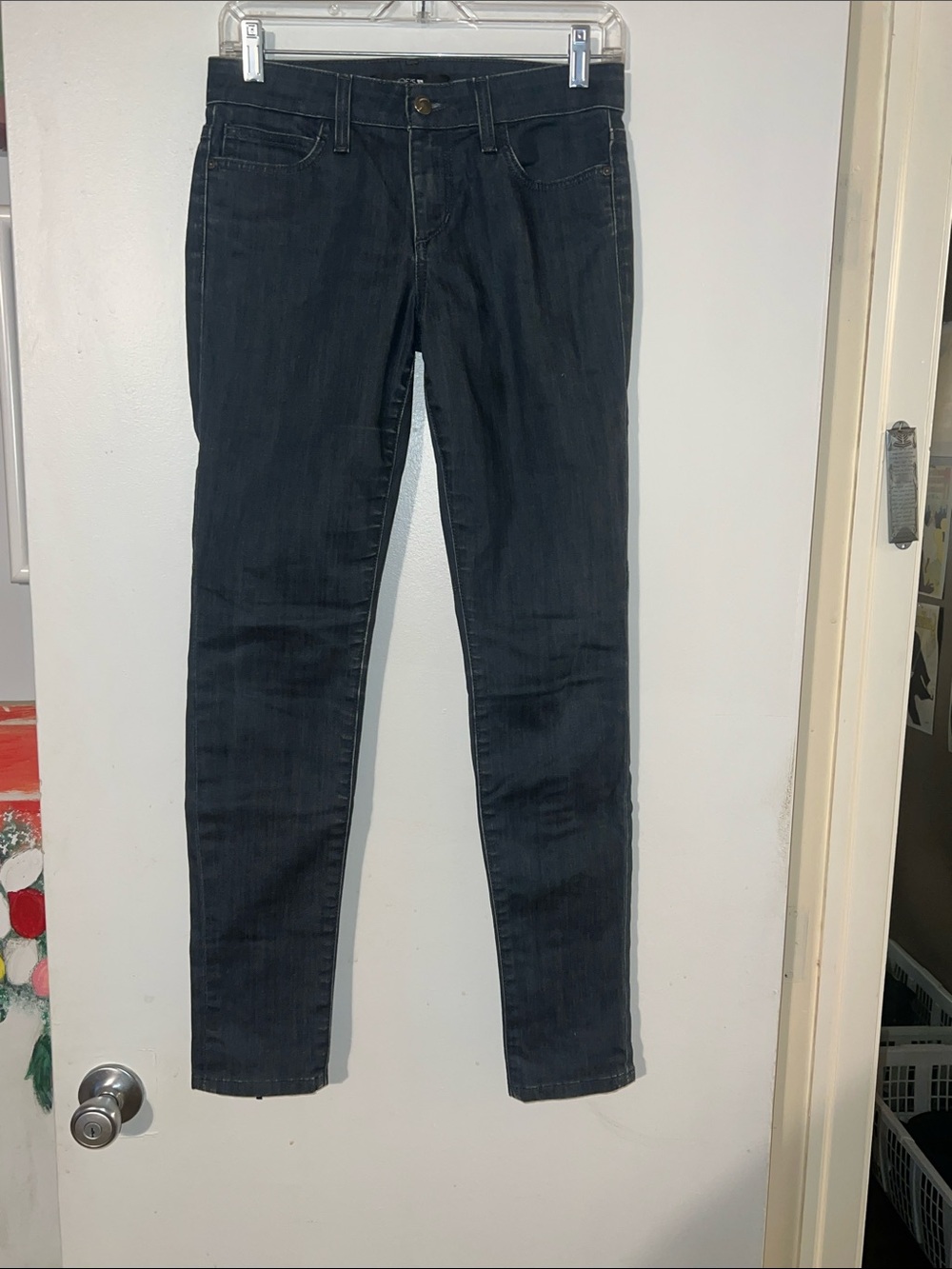 Joes jeans Evie skinny fit 5 pocket jeans. Back ankle zipper